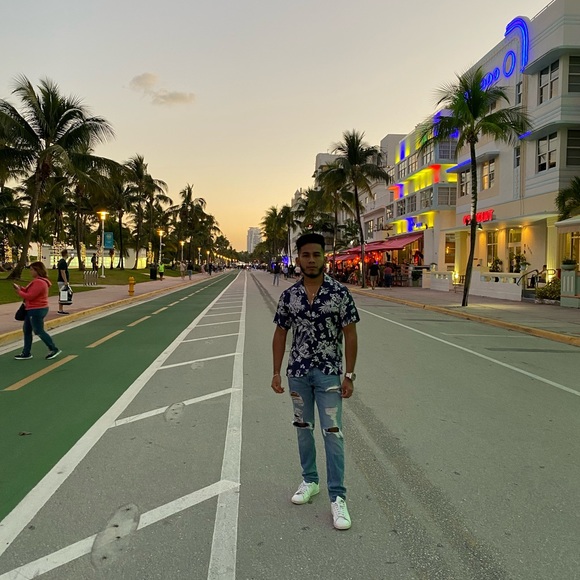 Meet your Posher, Joseph - Picture 1 of 1